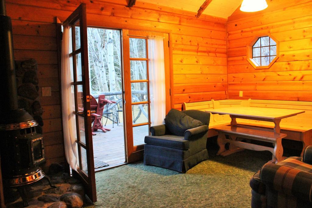 Twin Lakes Resort Bridgeport Ruang foto