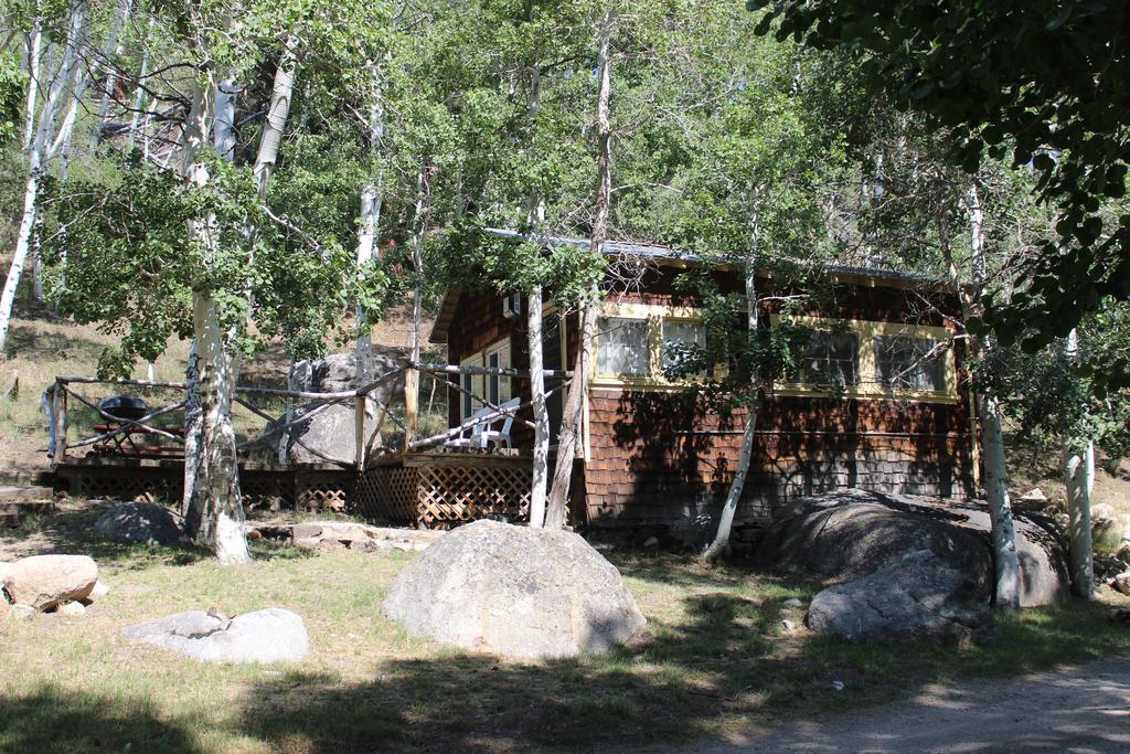 Twin Lakes Resort Bridgeport Bagian luar foto